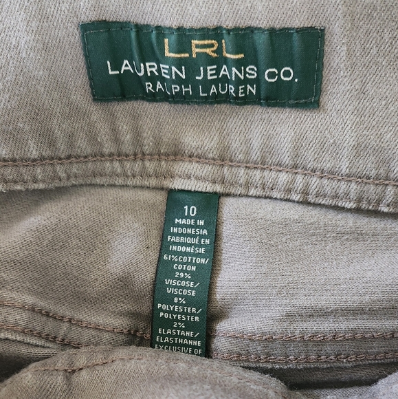 Jeans - Picture 2 of 3